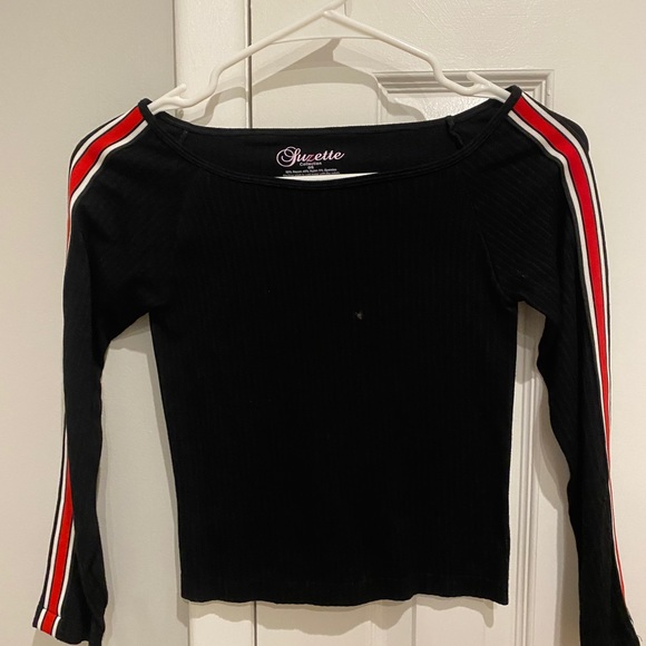 black long sleeve with red and white stripes - Picture 1 of 2